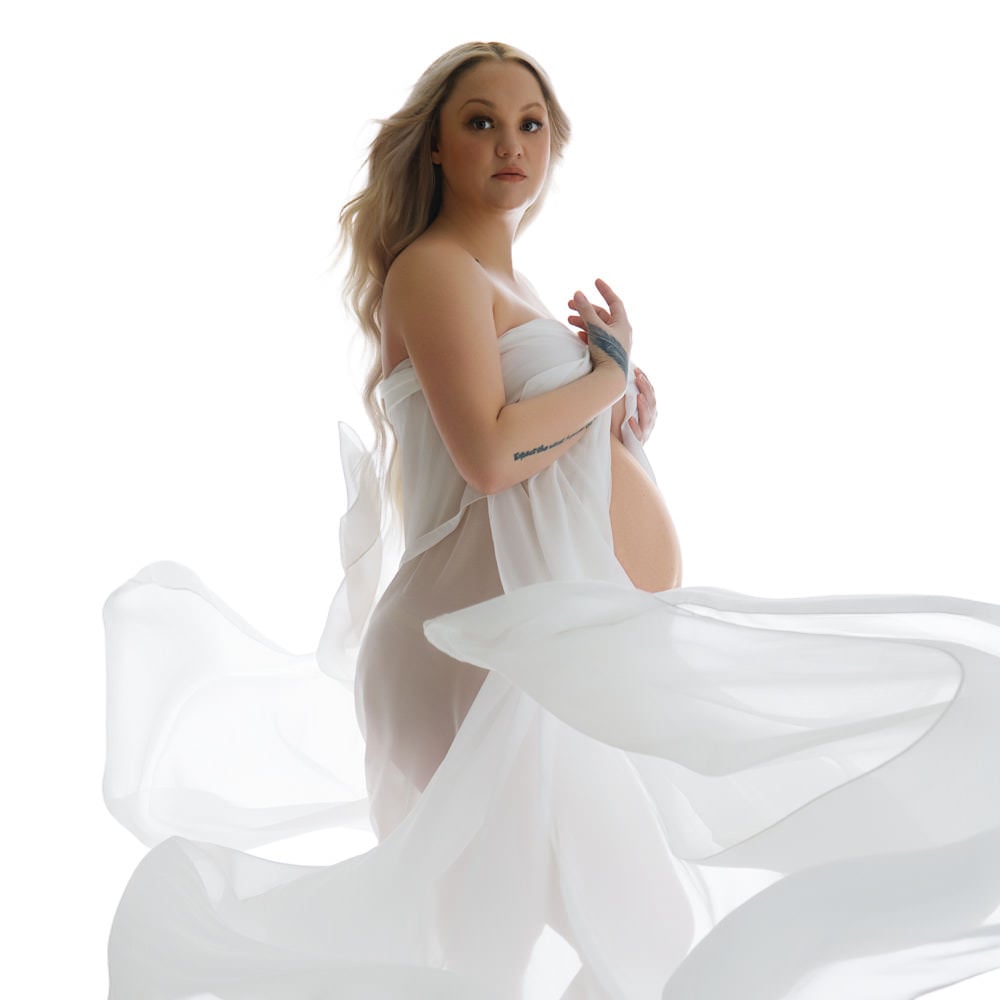 Kaitlyn D by Maternity Photographer THE MATERNAL STUDIO - Nov 20 2024 - 2002 - Web Size 2